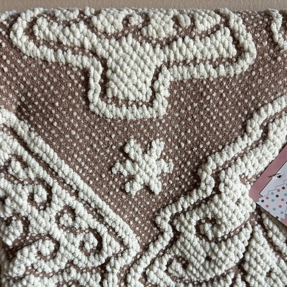 Cupcakes & Cashmere Holiday Christmas Throw Chenille Gingerbread Reindeer NEW!